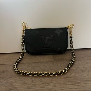 Chain bag/clutch